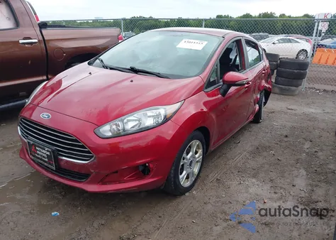 2014 Ford Fiesta Se z USA, uszkodzony, nr VIN 3FADP4EJ8EM240168